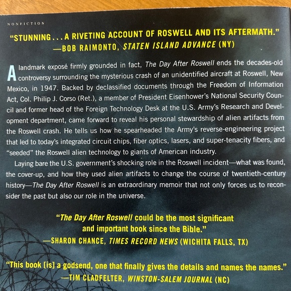 The Day After Roswell by retired Colonel Philip J. Corso and William J. Birnes - Picture 3 of 9